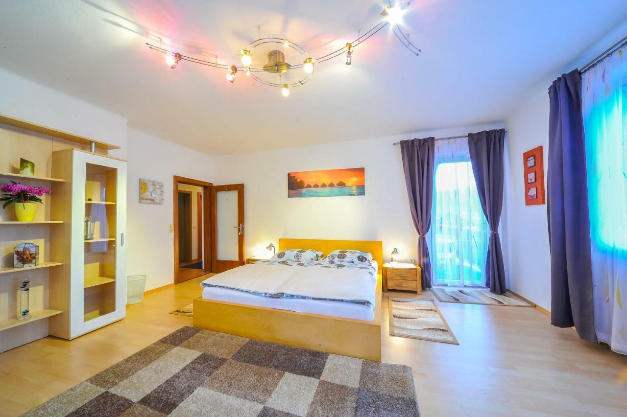 Privatzimmer Haus Erika Sankt Peter-Freienstein Buitenkant foto
