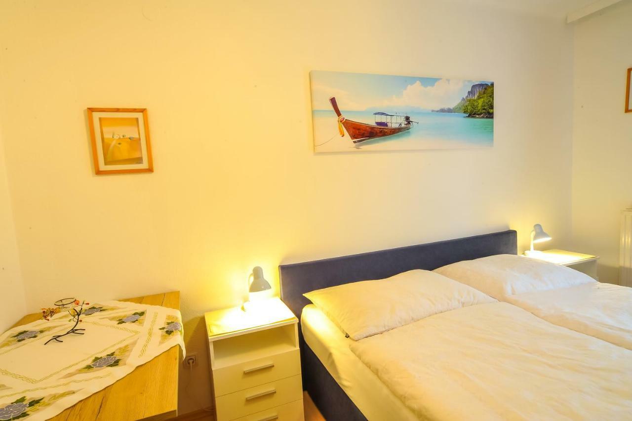 Privatzimmer Haus Erika Sankt Peter-Freienstein Buitenkant foto