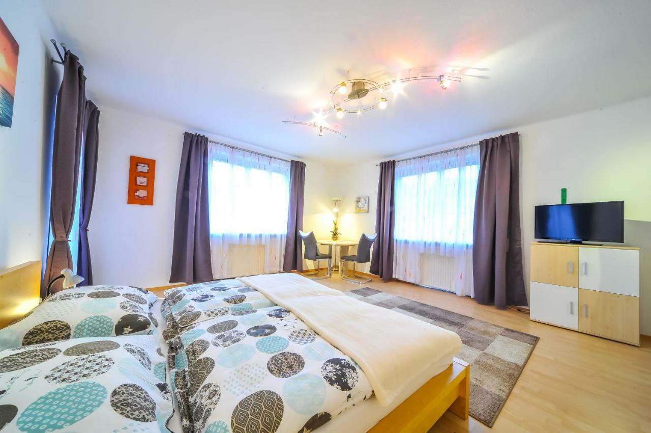 Privatzimmer Haus Erika Sankt Peter-Freienstein Buitenkant foto